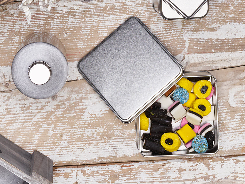 ready-made or bespoke tins?